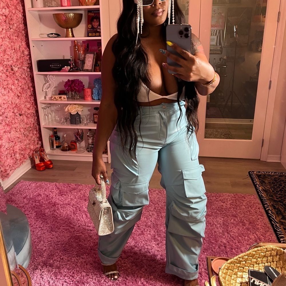 Faux Leather Cargo Pants - Picture 4 of 4